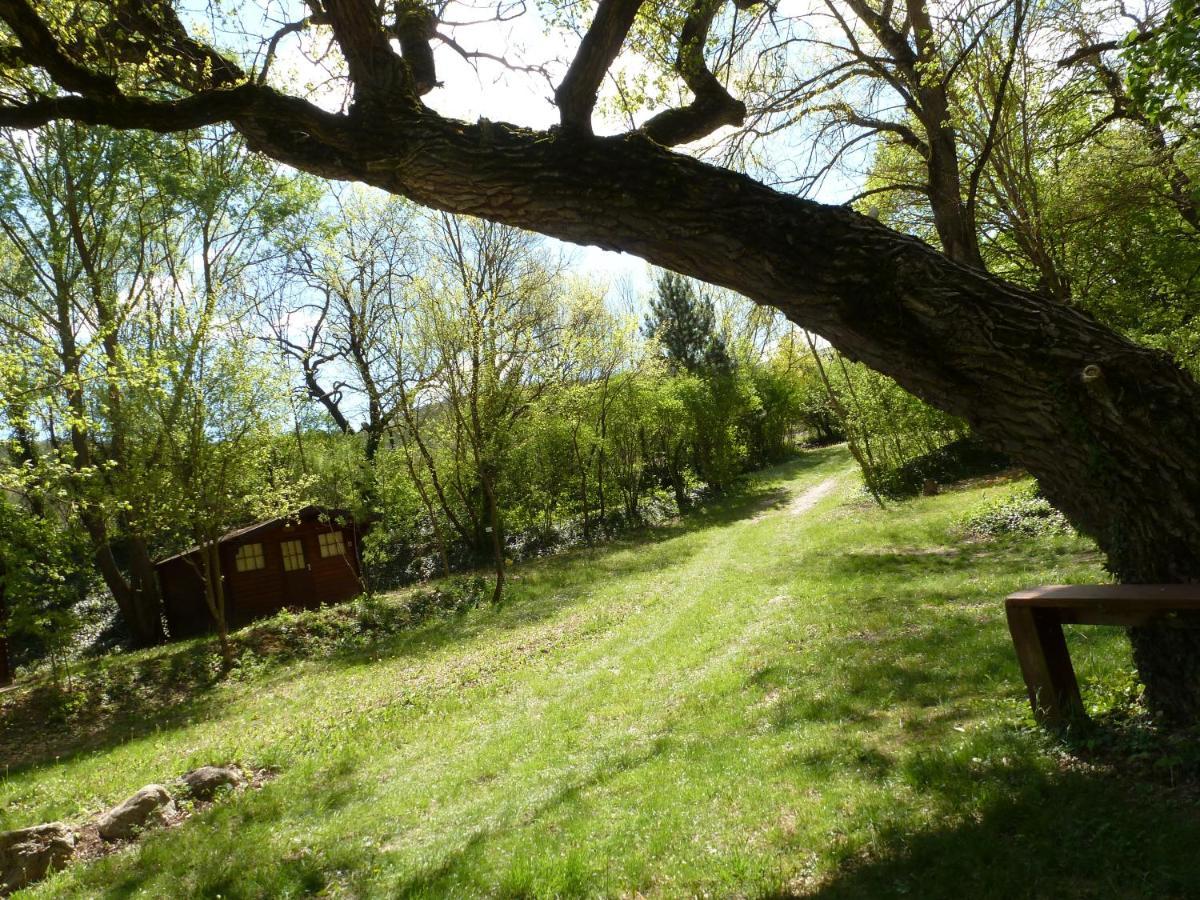Camping La Vaugelette - Drome Montclar-sur-Gervanne Exteriér fotografie