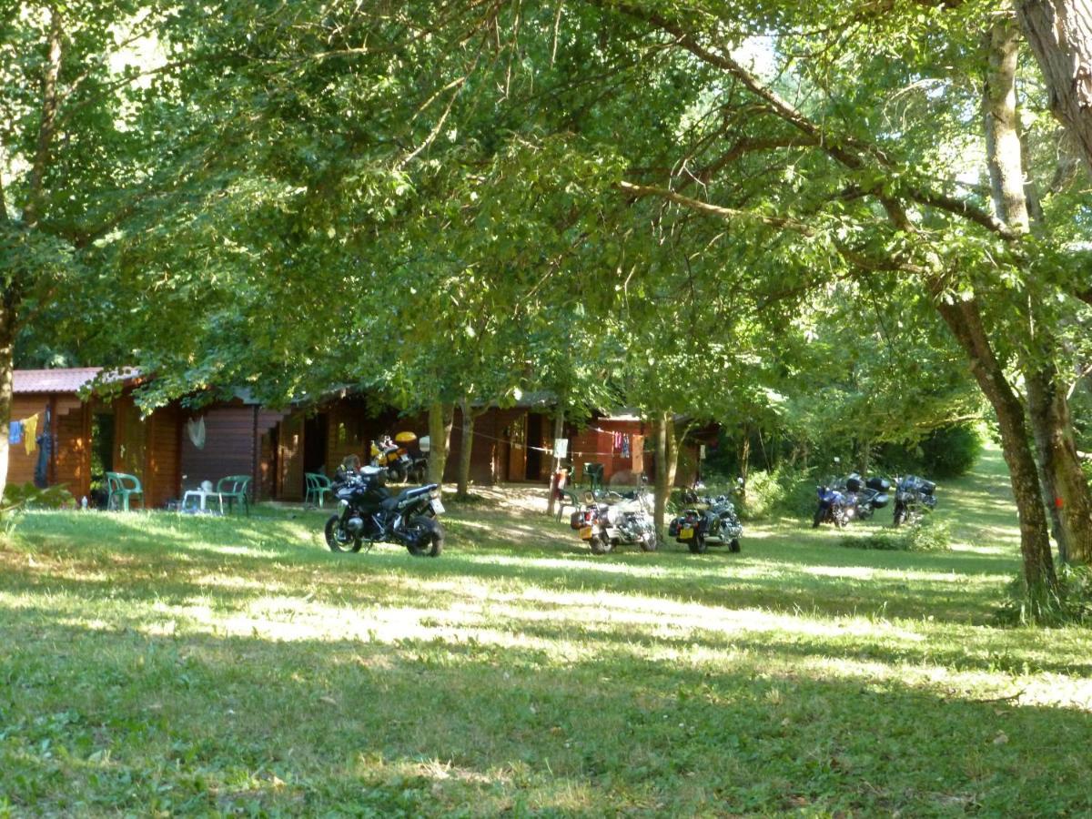 Camping La Vaugelette - Drome Montclar-sur-Gervanne Exteriér fotografie