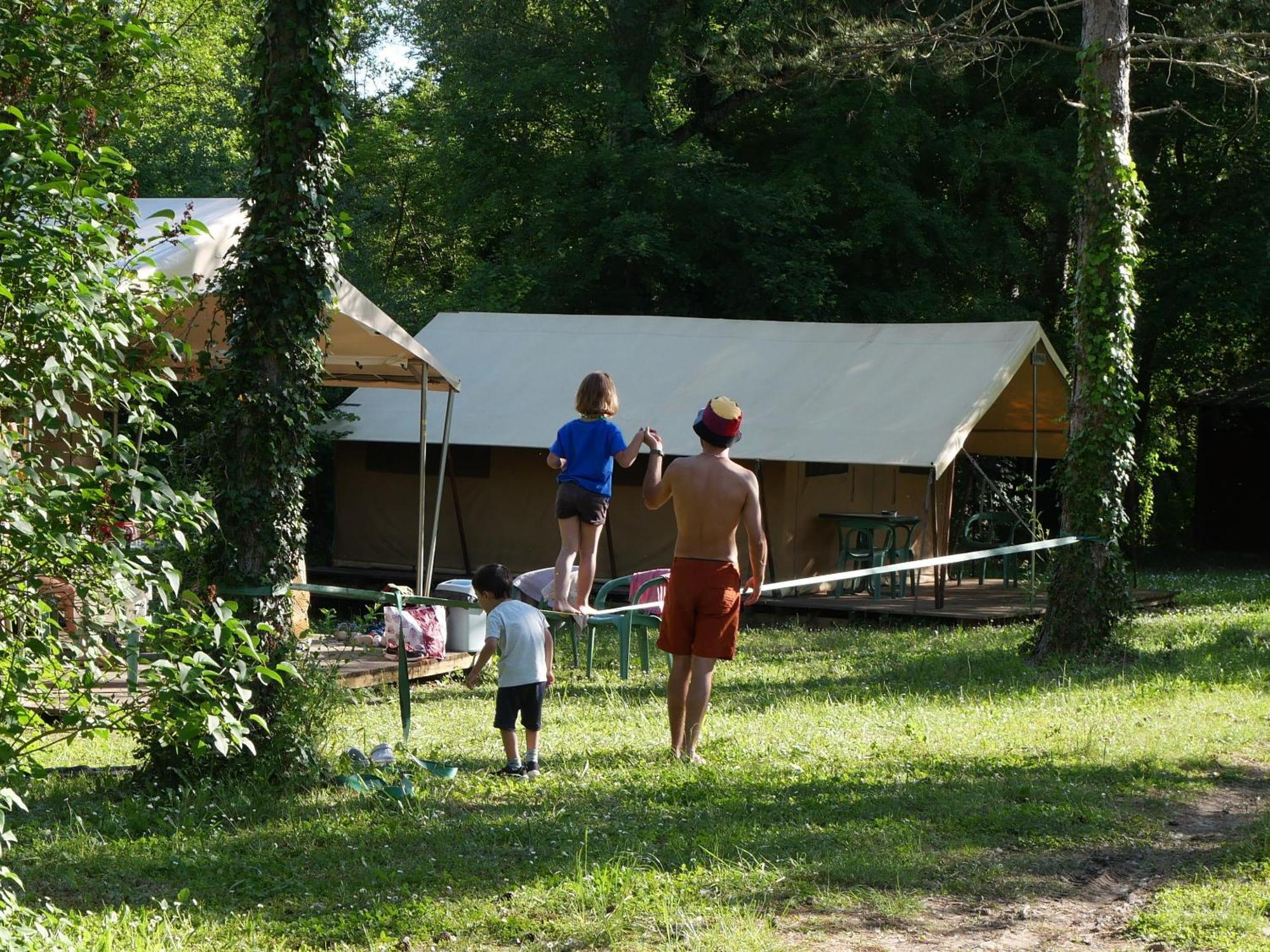 Camping La Vaugelette - Drome Montclar-sur-Gervanne Exteriér fotografie